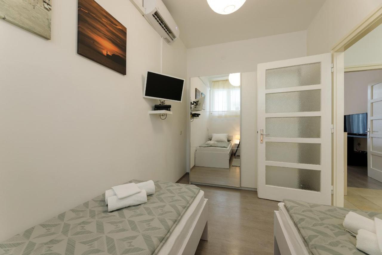 Studio Apartment Vito Zadar Exterior foto